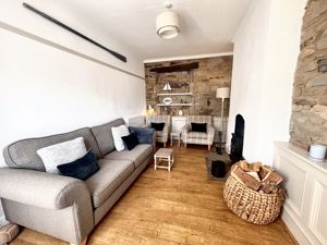 Photo 12- click for photo gallery